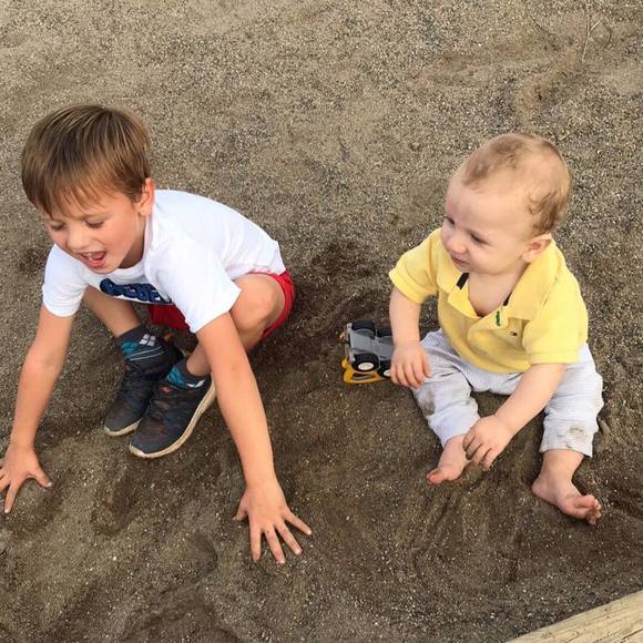 Profile Picture of Whitney Mcparland (@wmcparland) on Poshmark