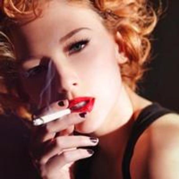 Profile Picture of Leah Bean (@leah_br3b46p) on Poshmark