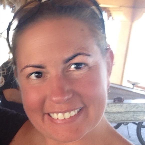 Profile Picture of Christa Maurer (@cmaurer08753) on Poshmark