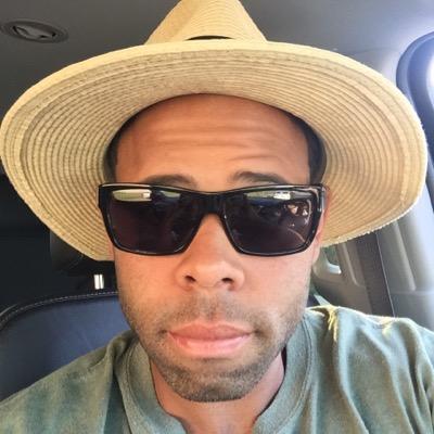 Profile Picture of Justin Spraggins ✌ (@JusdeeeZ) on Twitter