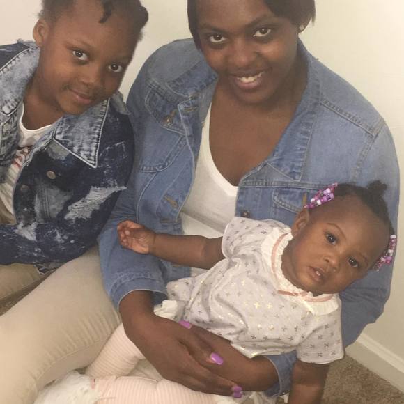 Profile Picture of Eboni Ferrell (@mizzdiamond2009) on Poshmark