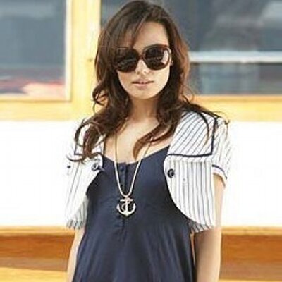 Profile Picture of Libby Louis (@LibbyLouis28) on Twitter