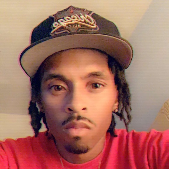 Melvin Burnley - Poshmark Profile Picture of Melvin Burnley (@bonez7668) on Poshmark