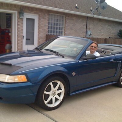 Profile Picture of Joseph D Storer (@Joetabulous) on Twitter