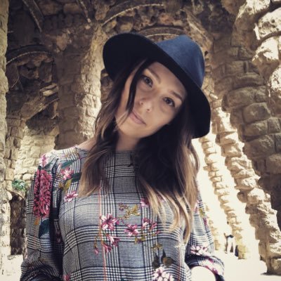 Profile Picture of Paula Santa Maria (@PaulaMagdalena_) on Twitter