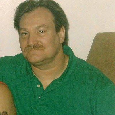 Profile Picture of ROBERT SHIMMEL (@ROBERTSHIMMEL1) on Twitter