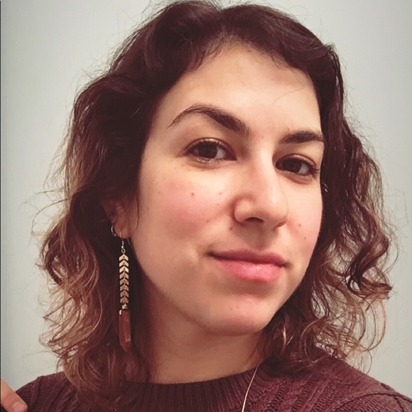 Profile Picture of Monica Pandoursky (@mpandoursky) on Poshmark