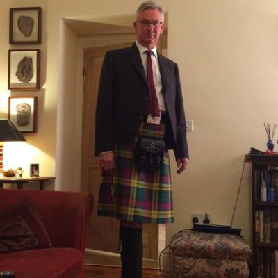 Profile Picture of Dr Iain Macmillan (@DrIainMacmillan) on Twitter