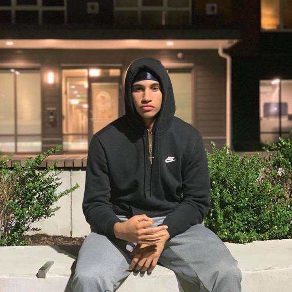 Profile Picture of Chris Tejeda (@chinach246) on Poshmark