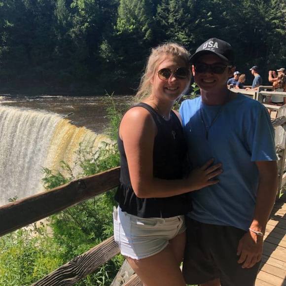 Profile Picture of Devyn Bauer (@marinedb) on Poshmark