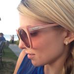 Profile Picture of Whitney Hesse (@glitteratinyc) on Instagram