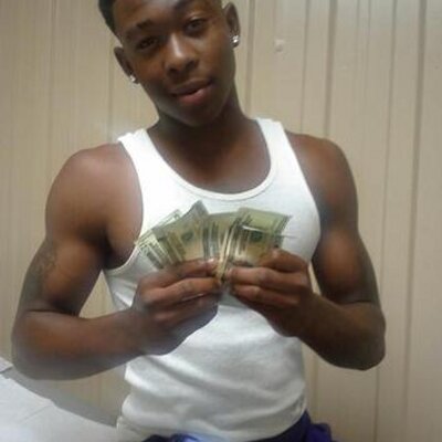Profile Picture of Everett Shields (@Block_starr) on Twitter