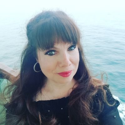 Profile Picture of Melanie Spanswick (@ClassicalMel) on Twitter
