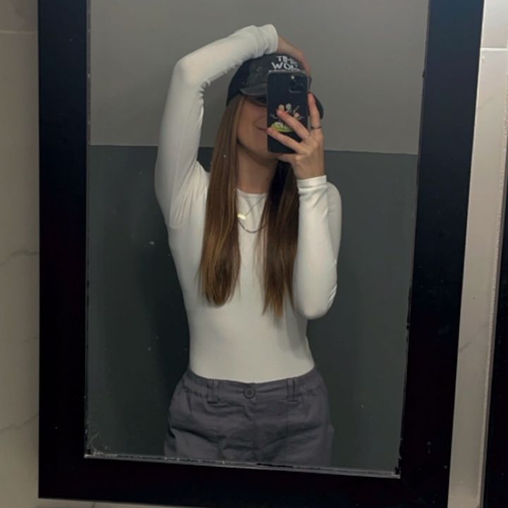 Profile Picture of Chloe (@@chloemadlinger) on Tiktok