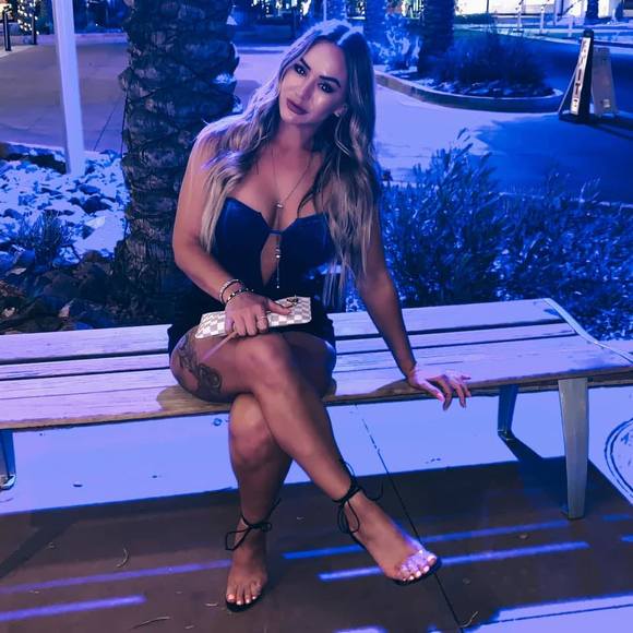 Profile Picture of Melinda Sharp (@msoft14) on Poshmark