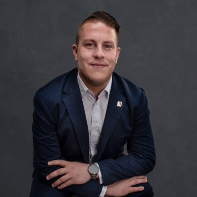 Profile Picture of Corey MacNeil (@corey_macneil) on Twitter