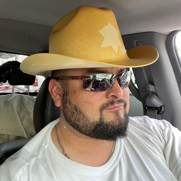 Profile Picture of Jose Lazalde (@chevolazalde) on Tiktok