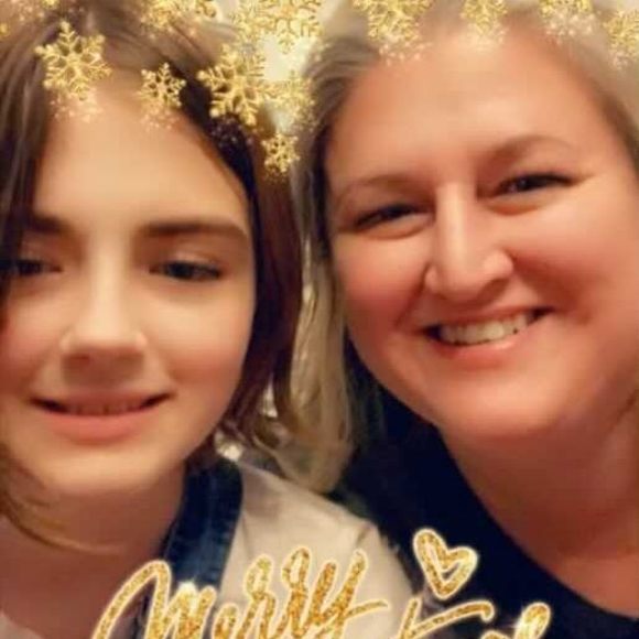 Profile Picture of Tara Moody (@tara_moody) on Poshmark