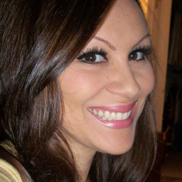 Profile Picture of Stella Bonafede (@srbono1) on Poshmark