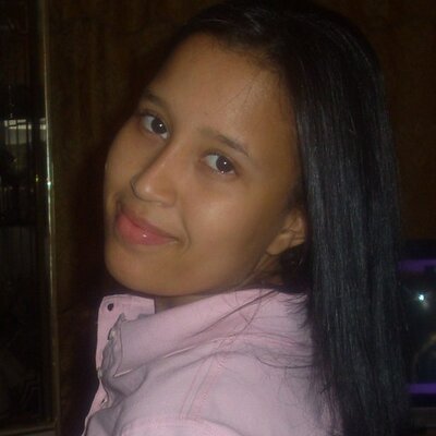 Profile Picture of Lilian Cabrera (@LS1724) on Twitter