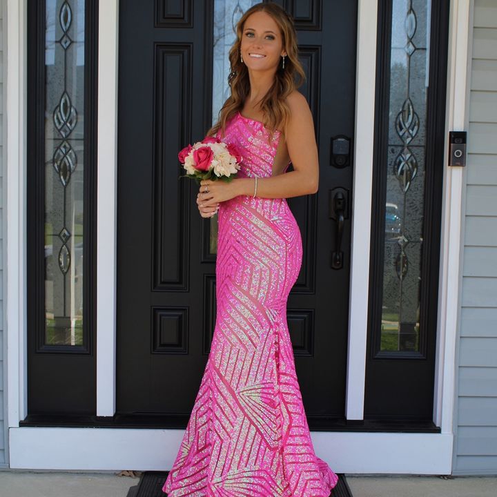 Profile Picture of Alexia Poulin (@alexiapoulin71) on Tiktok