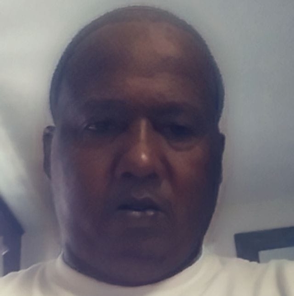 Profile Picture of Chris Hardaway (@westside4157) on Poshmark