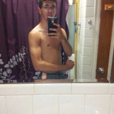 Profile Picture of Nicholas Bonilla (@ELITE_ODST99) on Twitter