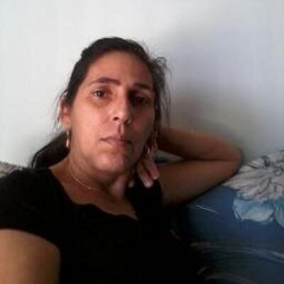 Profile Picture of Carmen Buchillon (@carmenjulio18) on Twitter