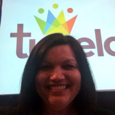 Profile Picture of Stephanie Coomer (@MoodyCoomer) on Twitter