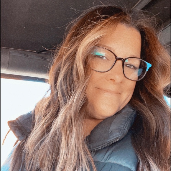 Profile Picture of Erica Trudeau (@dembtrudeau) on Poshmark