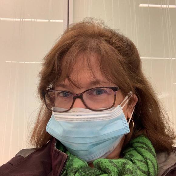 Carol Clemente o'malley - Poshmark Profile Picture of Carol Clemente o'malley (@clemalley) on Poshmark