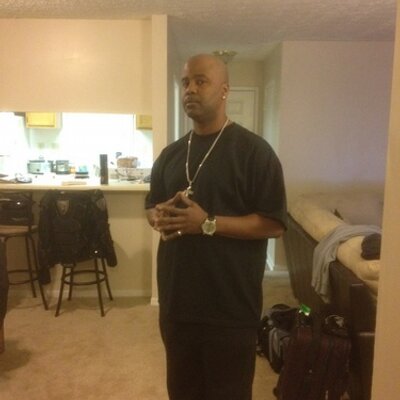 Profile Picture of CLINTON LLOYD (@1SMOOTH77) on Twitter