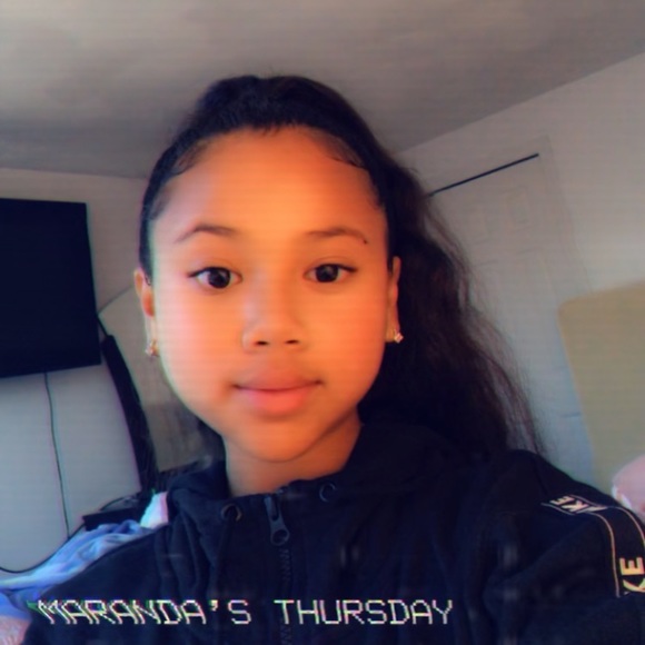 Profile Picture of Maranda Nhim (@marandanhim_) on Poshmark