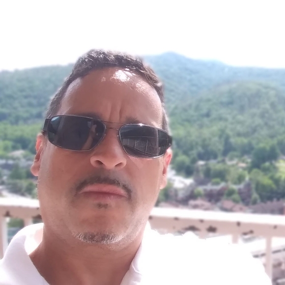 Profile Picture of Will Gonzalez (@willgonzalez890) on Poshmark