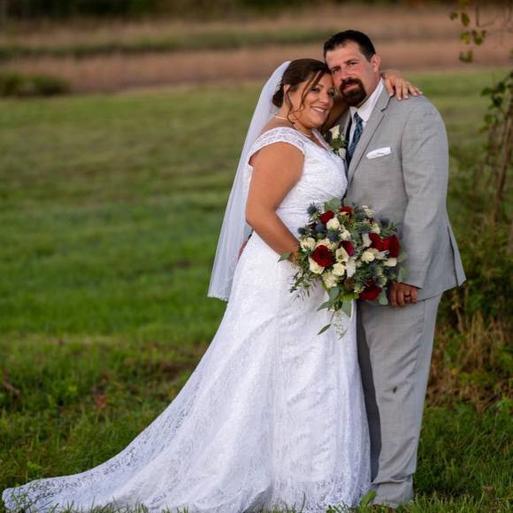 Profile Picture of Kelly Curotto (@takexcoverx3) on Poshmark