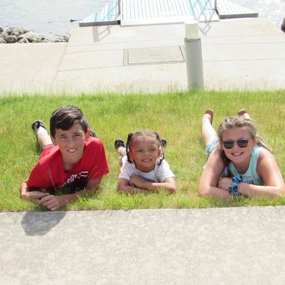 Profile Picture of Yolanda Moreno (@yolandamoreno2) on Poshmark