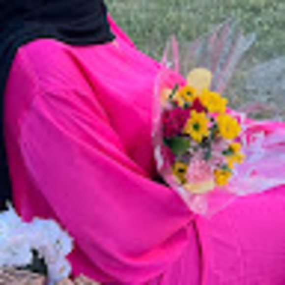 Profile Picture of Alaa Abdallah (@alaaabdallah305) on Poshmark