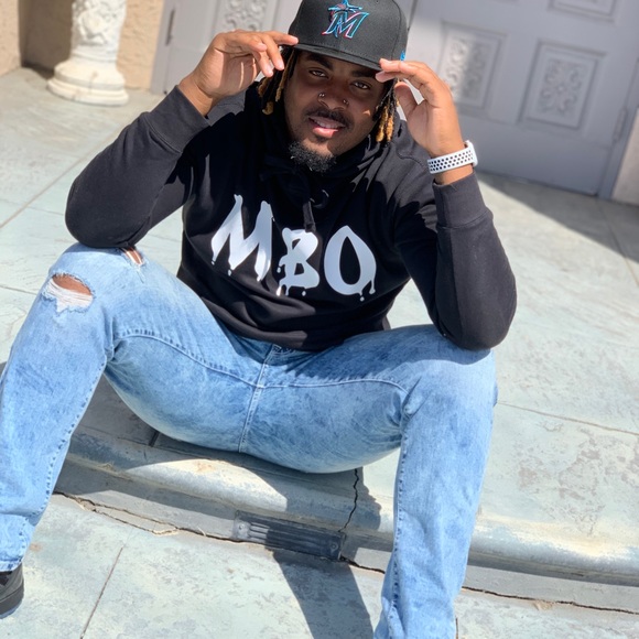 Profile Picture of Christopher Mccloud (@cjbabyhoncho) on Poshmark