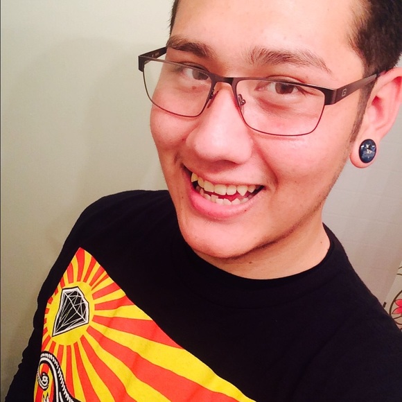 Profile Picture of Adrian Lucas (@pat0cr7) on Poshmark
