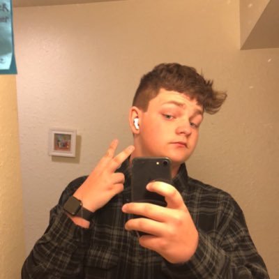 Profile Picture of Chris Giron (@chrisgiron351) on Twitter