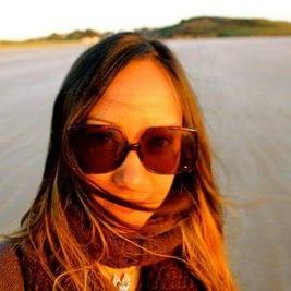 Profile Picture of Jennifer Laughlin (@LaughlinJenn) on Twitter