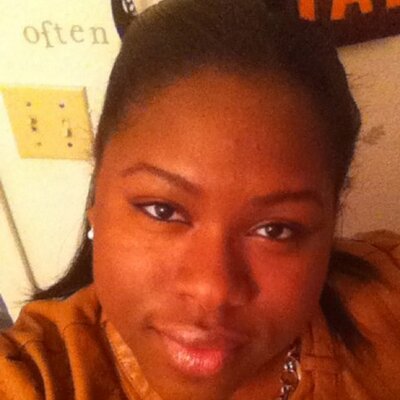 Profile Picture of Rosalyn Williams (@RosalynYmai) on Twitter