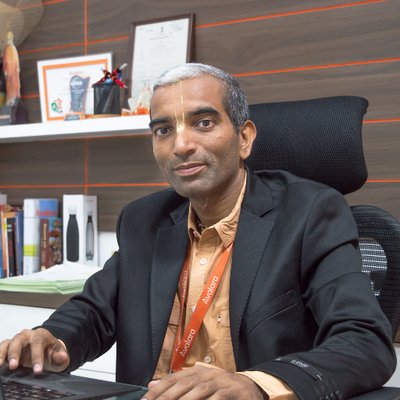 Profile Picture of Sudhir Singh (@sudhirjhs) on Twitter