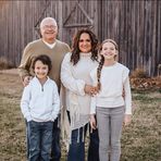 Profile Picture of Amanda Swayne (@amandajswayne) on Facebook