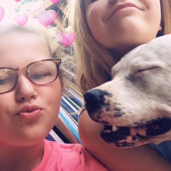 Profile Picture of Rylea Wiebold (@ryleaw4) on Poshmark