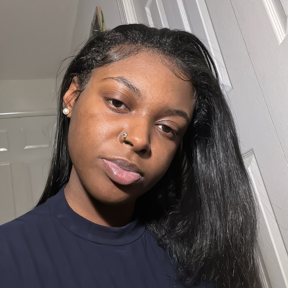 Profile Picture of Jacy Thomas (@jacyjeniah) on Poshmark