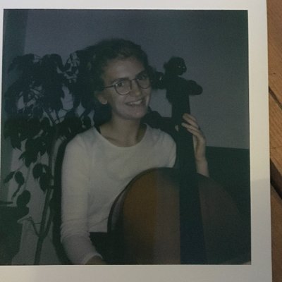 Profile Picture of Michelle J. Andersen (@MichelleJAnder) on Twitter