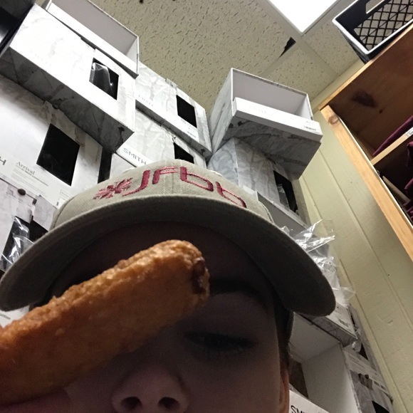 Profile Picture of David Marino (@dmarino7) on Poshmark