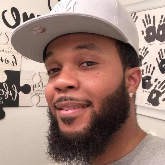 Profile Picture of Clint Heckstall (@clint_tha_great) on Poshmark