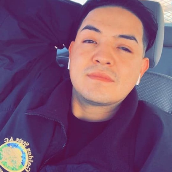 Profile Picture of Marco cookiesav Lopez (@cookiesav) on Poshmark